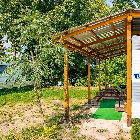 Piekna Gora Campsite